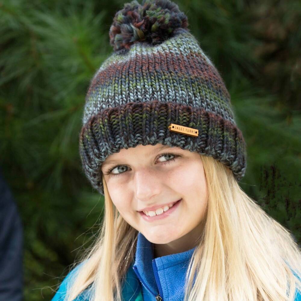 NEW SWEET TURNS kids - linden beanie in green combination
